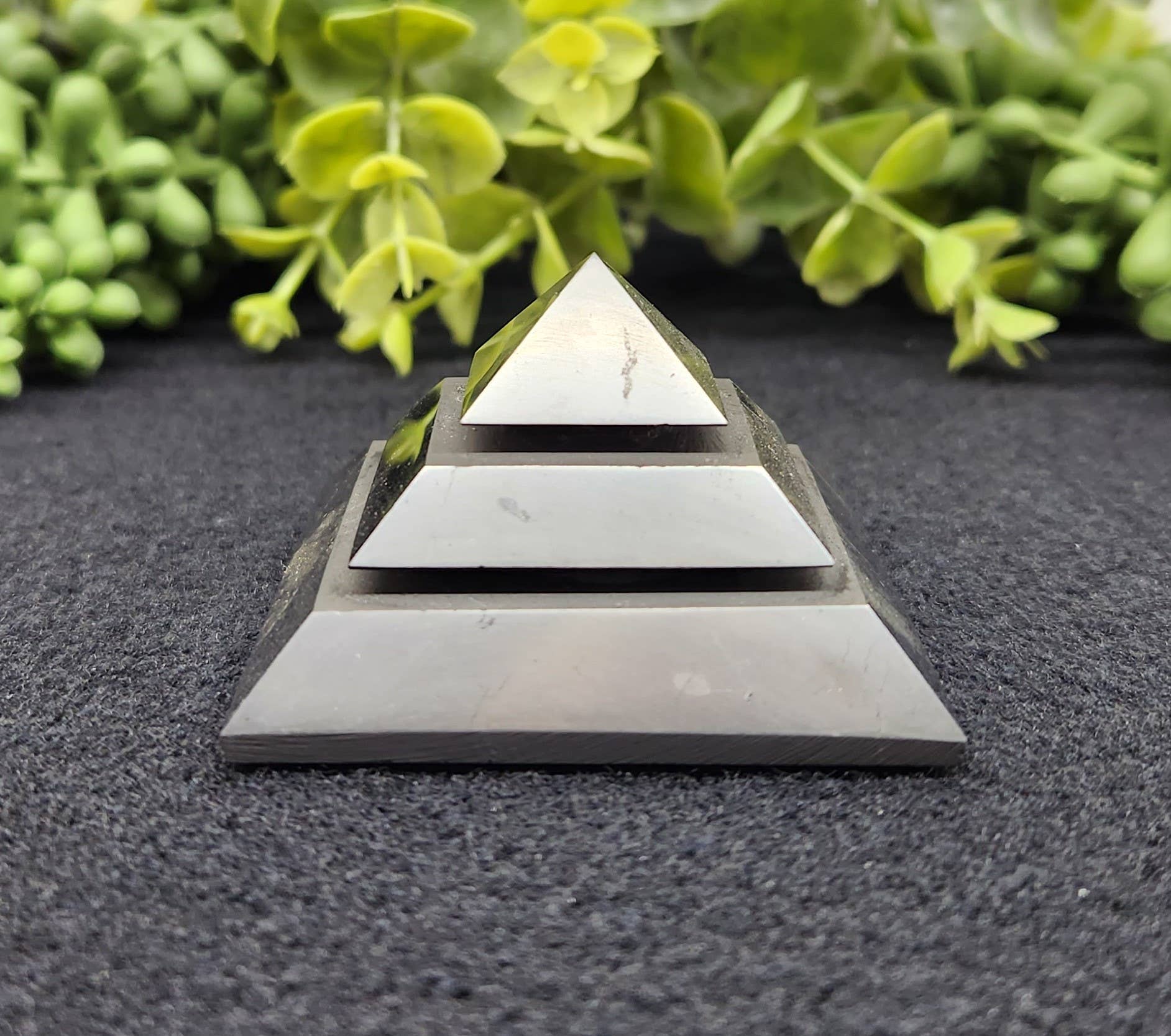 Shungite Pyramid Saqqara 5cm